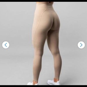 💥SOLD💥 Alphalete Alphalux Pocket Leggings